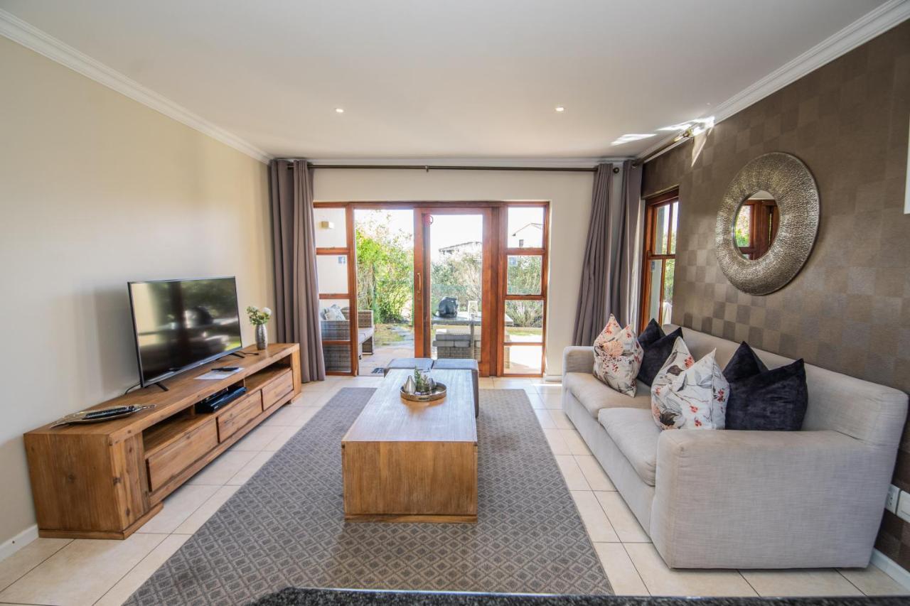 Six Whale Rock Gardens With Back Up Power For Load Shedding Διαμέρισμα Plettenberg Bay Εξωτερικό φωτογραφία